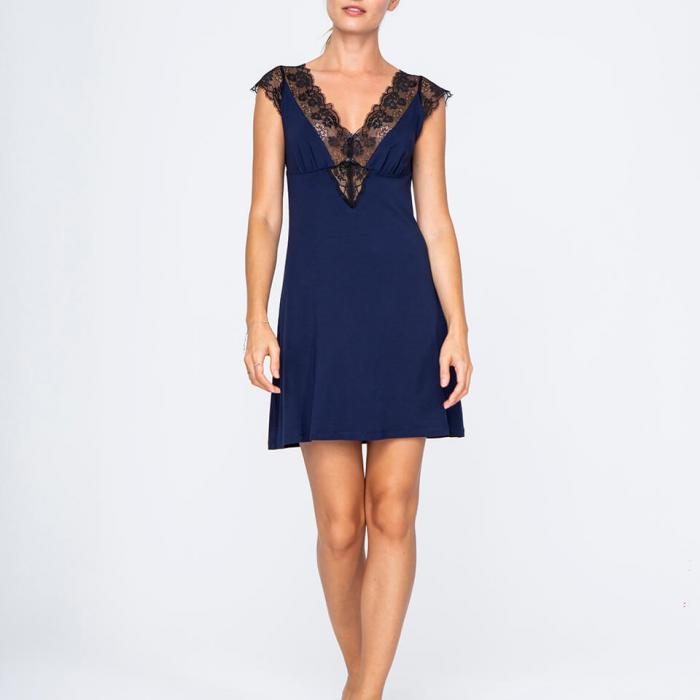 Flatteuze en betoverende chemise in blauw